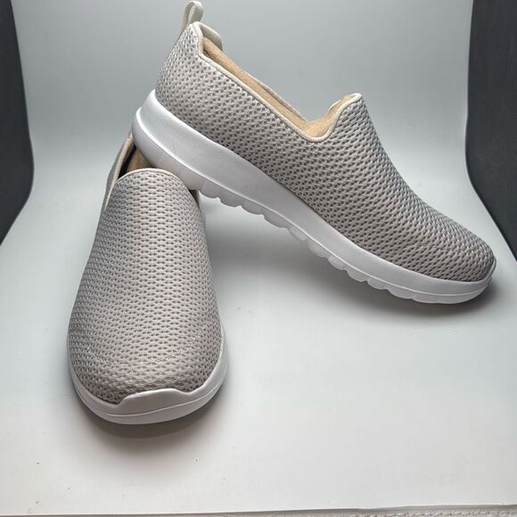 Skechers Women's Go Walk Joy Sneaker SIZE 6.5 COLOR NATURAL - Picture 6 of 8